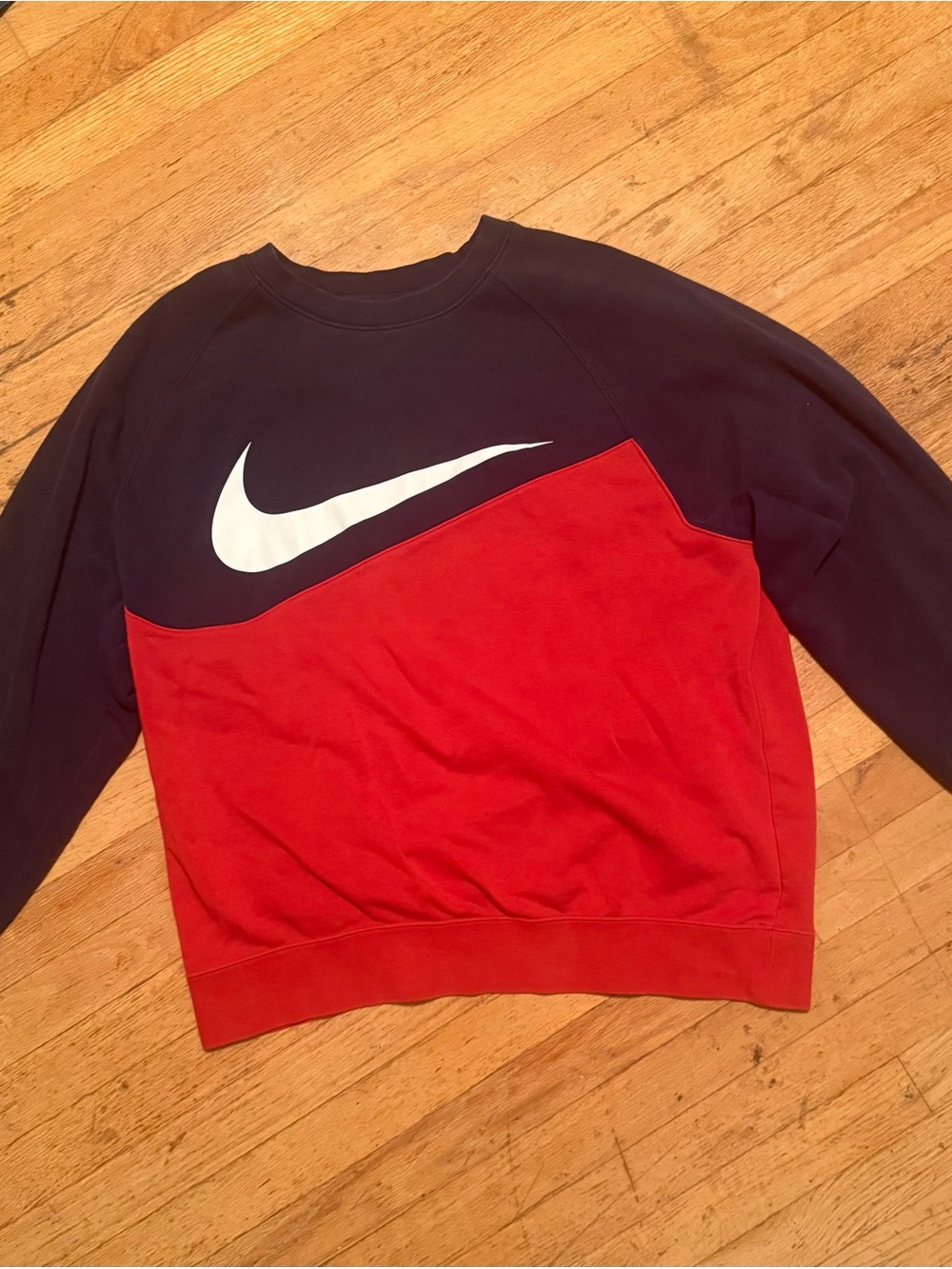 Nike two-tone sweat shirt